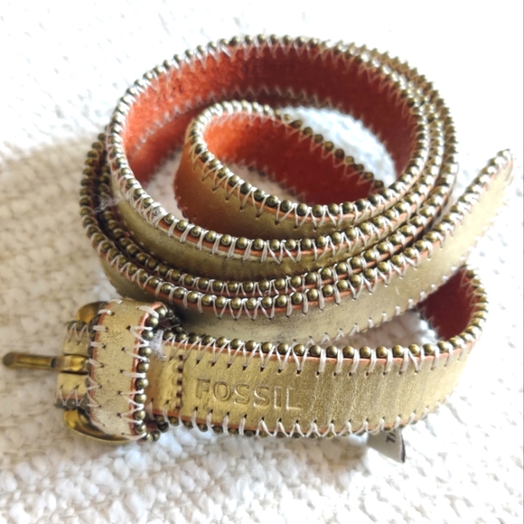 Fossil Leather Metallic Studded Belt, size medium - Picture 4 of 11